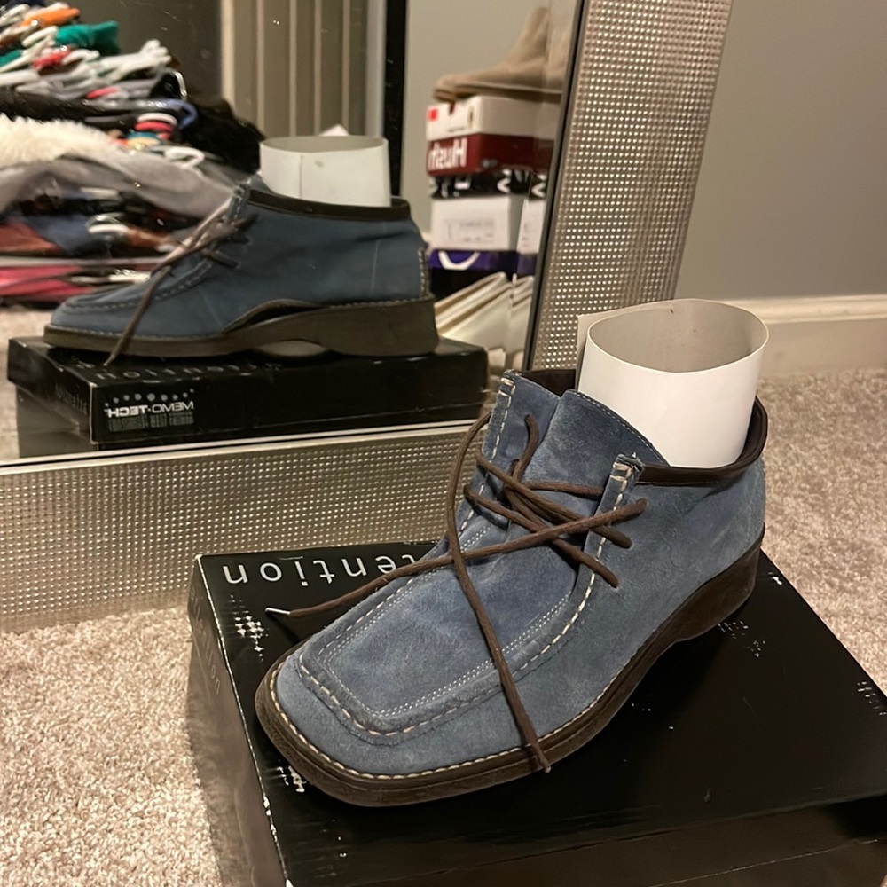Bass Toren Blue Suede/Chocolate Ankle Loafer